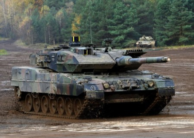 Ведьма здравого смысла. Левые и АдГ против поставок танков на Украину