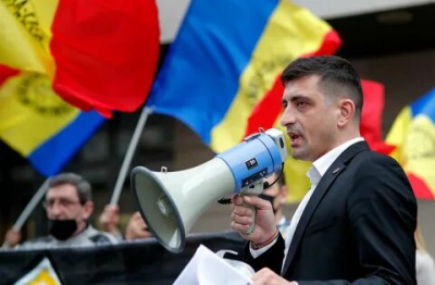 В румынском парламенте скандал: кандидат в президенты и «друг Путина» отказался защищать Молдову от «российского нападения»