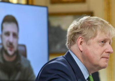 Проблема капитуляции Украины: А с кем её подписывать?