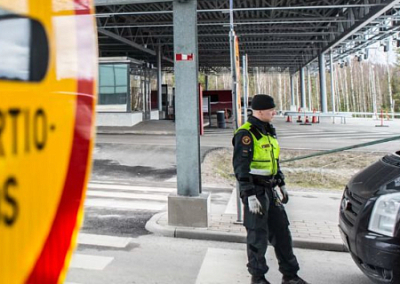 Финляндия рассматривает полное закрытие КПП на границе с Россией