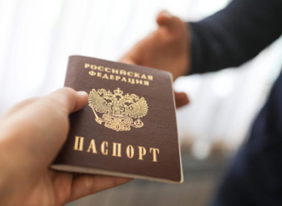 Путин одобрил выдачу паспортов иностранцам, которые пошли служить в ВС РФ