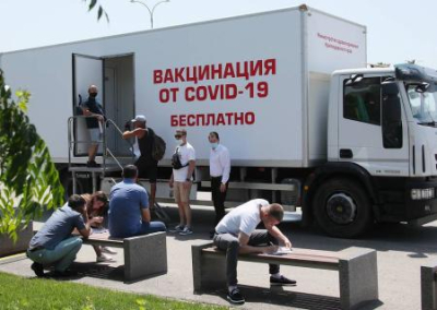 Песков поддержал предложение главы Роспотребнадзора о вакцинации всего населения РФ