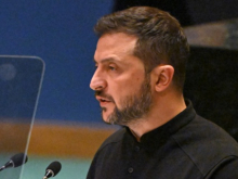 Зеленский настаивает на размещении миротворцев НАТО на Украине