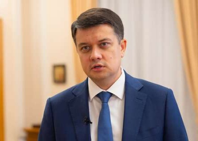 Разумков из-за опасения потери новых территорий призвал завершить войну