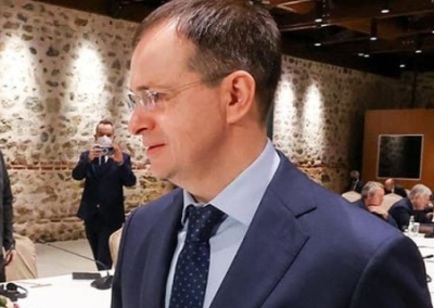 Переговоры России и Украины в Стамбуле переносятся на 16 мая