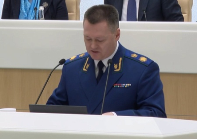 Сенатор Никонорова и генпрокурор Краснов обсудили в Совфеде бесхоз в ДНР
