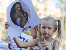 Традиции западной пропаганды никуда не ушли. В чём сходство Зеленского и бельгийского короля?