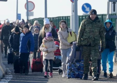 Половина украинцев не видит будущего своих детей на Украине при угрозе сохранения боевых действий