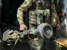Переданное Украине оружие расползается по всему миру