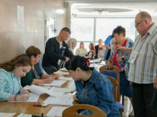 «Явка обязательна»: как в ЛНР проходили выборы депутатов Народного Совета