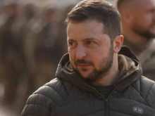 В православное Рождество католики и холуи воюют...