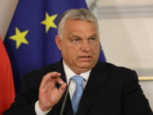 Орбан: Брюссель надеется бесконечно содержать миллионную армию Украины