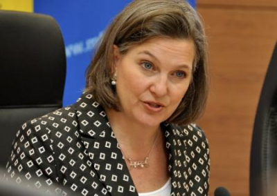 «И треснул мир напополам...»