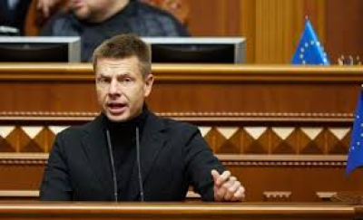 Гончаренко опять не хочет воевать за Европу и НАТО, тем более, с «голыми руками»