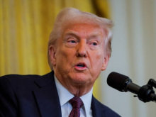 Трамп: Зеленский хочет продолжать воевать, воевать и воевать, а мы хотим положить конец смертям