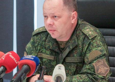 В Донецке совершено покушение на экс-главу Минобороны Владимира Кононова, ранен местный житель