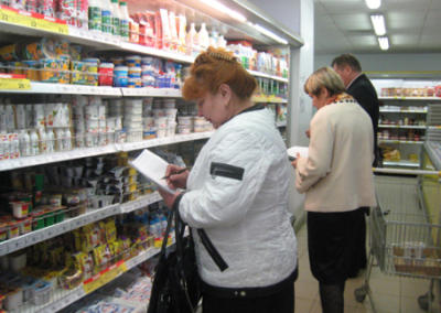 «Контроль цен ушёл вместе с Захарченко и его пистолетом на весах»: жители Донбасса возмущены ценами в магазинах ДНР