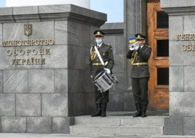 «Патриоты» в недоумении: чем Минобороны Украины занималось 7 лет?