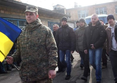 Осенью украинцев ждёт тотальная мобилизация. Киевский режим уже спустил в регионы «моГилизационные разнарядки»