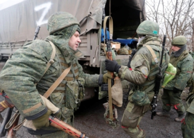 В Народной милиции ЛНР и ДНР заявили, что «минимальное жалование составляет 176 тысяч». Почему этих денег на самом деле никто не получает?