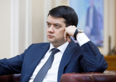 Разумкова объявят предателем из-за его позиции в отношении санкций СНБО