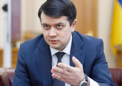 Разумков спрогнозировал отставку трёх министров