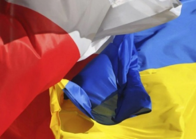 Украинцы недовольны работой в Польше, но возвращаться домой не хотят