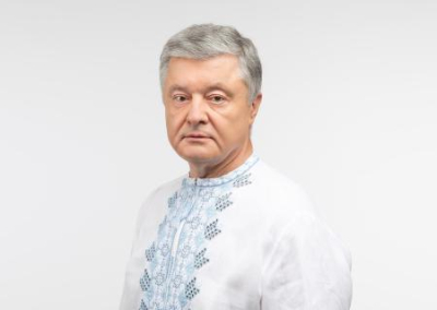 Прокуратура намерена предъявить Порошенко подозрение по делу о торговле углём с ЛДНР. Его политсила называет это «раскачиванием лодки»