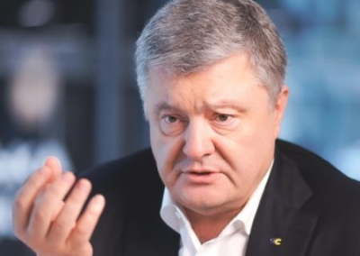 Порошенко, назвавший «г**ном» CoviShield, призывает украинцев вакцинироваться