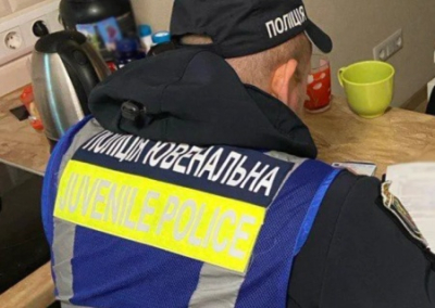 На Украине декоммунизировали Жванецкого и наказали подростков за русский рэп
