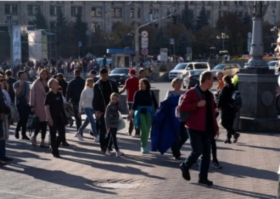 В Киеве «патриотка» устроила травлю 12-летнему ребёнку за прослушивание русского рэпа