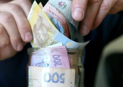 Дмитрий Корнейчук: Где взять деньги на пенсионеров, если мы находимся на грани коллапса экономики?