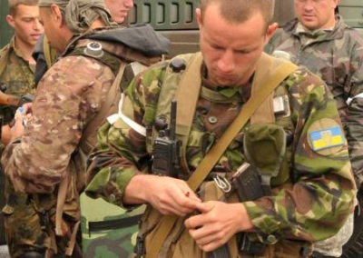Во Львове родственники боевиков 24-й ОМБР требовали возврата своих мужчин из плена и тел погибших