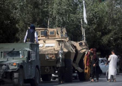 «Талибан» завладел значительной частью военной техники и оружием США