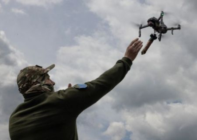 На Украине мечтают об «Армии роботов» — но пока разворовывают средства на покупку дронов
