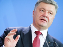 Окружение Порошенко обысками и угрозами заставляют свидетельствовать против экс-президента