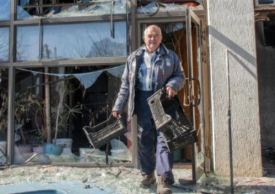 В Харькове тяжело получить пенсию, но легко наткнуться на аптечных мошенников