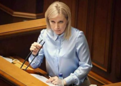 Верещук рассказала о проблемах с выплатой зарплат и пенсий на Украине