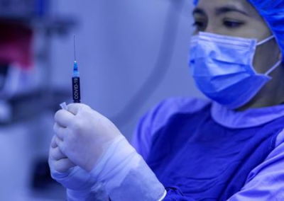 За два месяца полностью вакцинировали только 9 граждан Украины