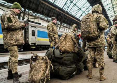 С 1 декабря на Украине усиливается мобилизация, церковные праздники отмечаются по новоюлианскому календарю