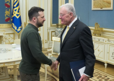 Келлог отказался озвучить результаты разговора с Зеленским в Киеве перед прессой