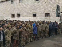 Тысячи украинских пленных: почему сдаются, и что с ними делать?