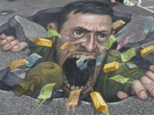 Экономика Украины на грани краха, войну будут оплачивать за счёт простых украинцев