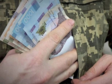 Командир расстрелял добровольца ВСУ за отказ отдавать ему часть своей зарплаты