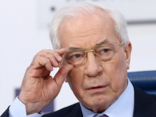 Азаров поддержал предложение Путина о введении внешнего управления на Украине