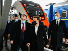 Команда Зеленского приступает к распилу денег на «Укрзализныце»