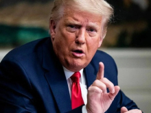 Трамп обвинил Зеленского в решении воевать с могущественной Россией