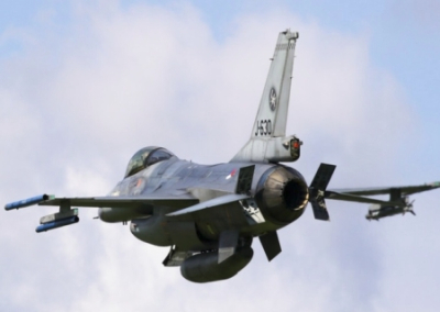 Нидерланды начали готовить истребители F-16 для доставки на Украину