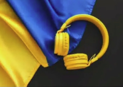 12-летнему киевлянину, пострадавшему за российскую музыку, предложили в подарок новые наушники