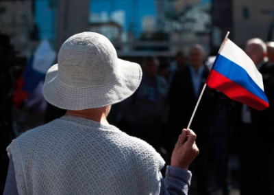 Русские за бортом. Эксперты назвали главные проблемы соотечественников за рубежом
